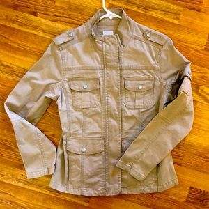 Military style lightweight jacket